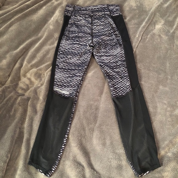 Under Armour Leggings - Picture 3 of 8